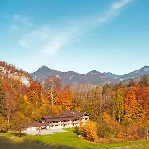 Luegstein Apartment