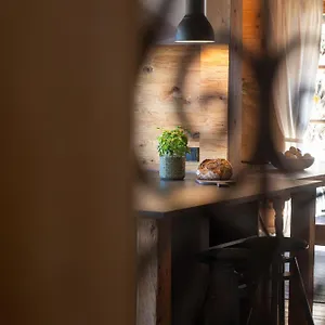 Aura Apartment